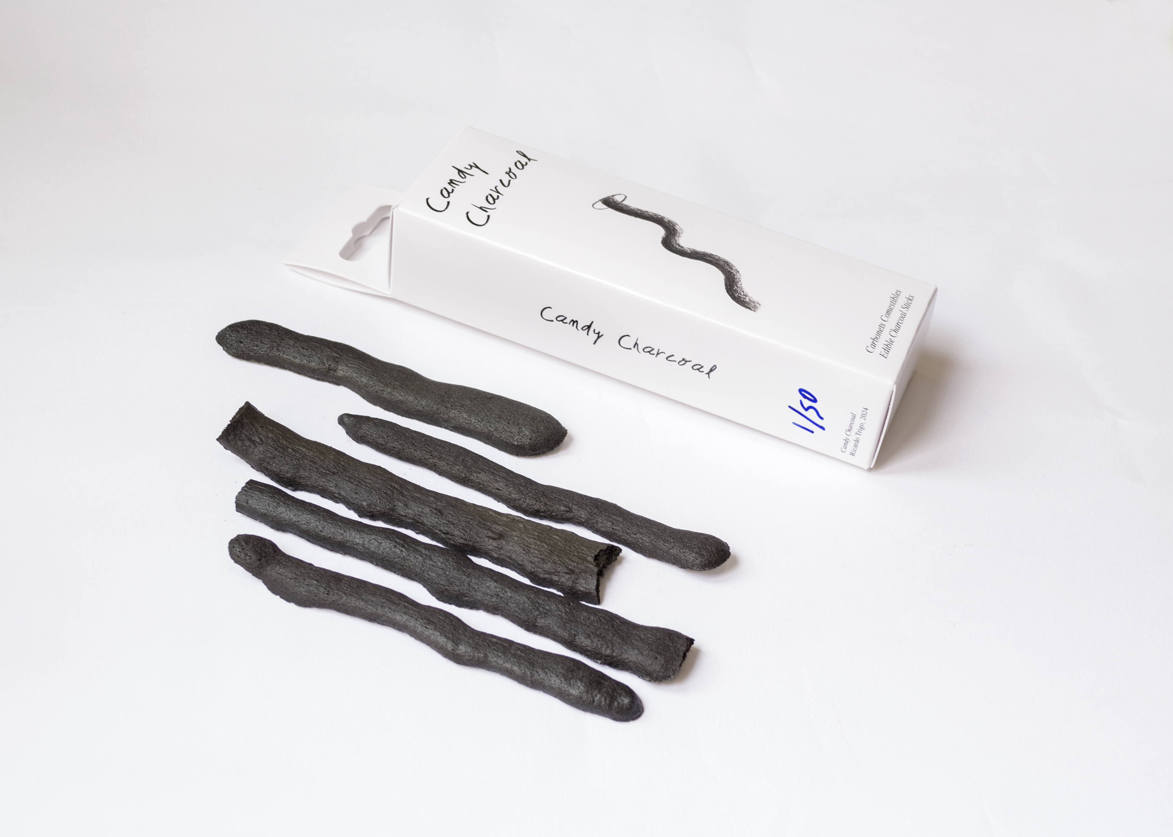 Candy Charcoal - 2024 - Ricardo Trigo