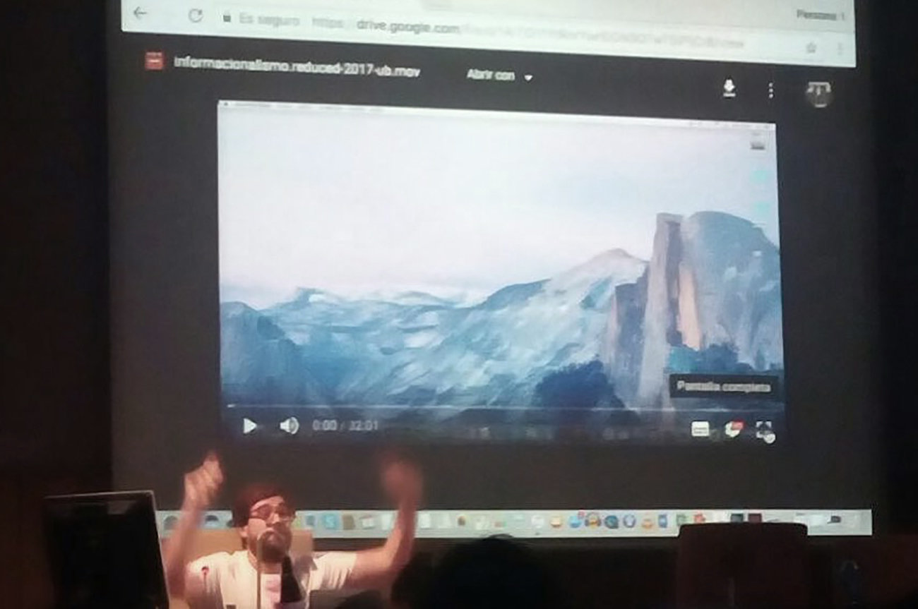â€œInformacionalismo. Formas de colonizaciÃ³n del progreso tÃ©cnico sobre prÃ¡cticas artÃ­sticas. 2010 â€“ 2016â€; Performance during the conferences of PROTOTYPES & PLA