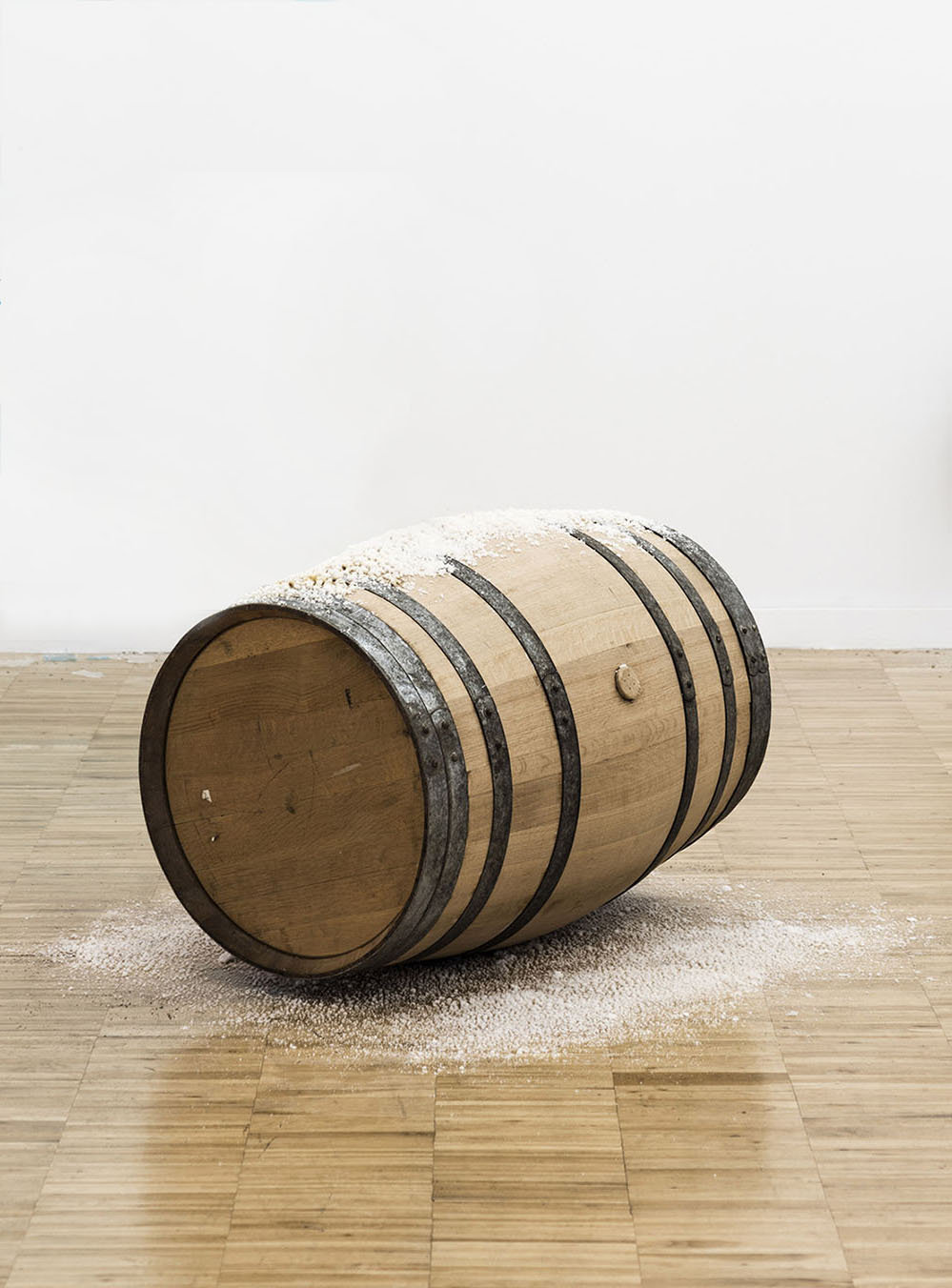 Bad Weather for Mechanical Habits, Good Weather for Drunks (feedback, 1/2), 2016 Wine barrel, 50 liters of wine and sodium polyacrylate (artificial snow)